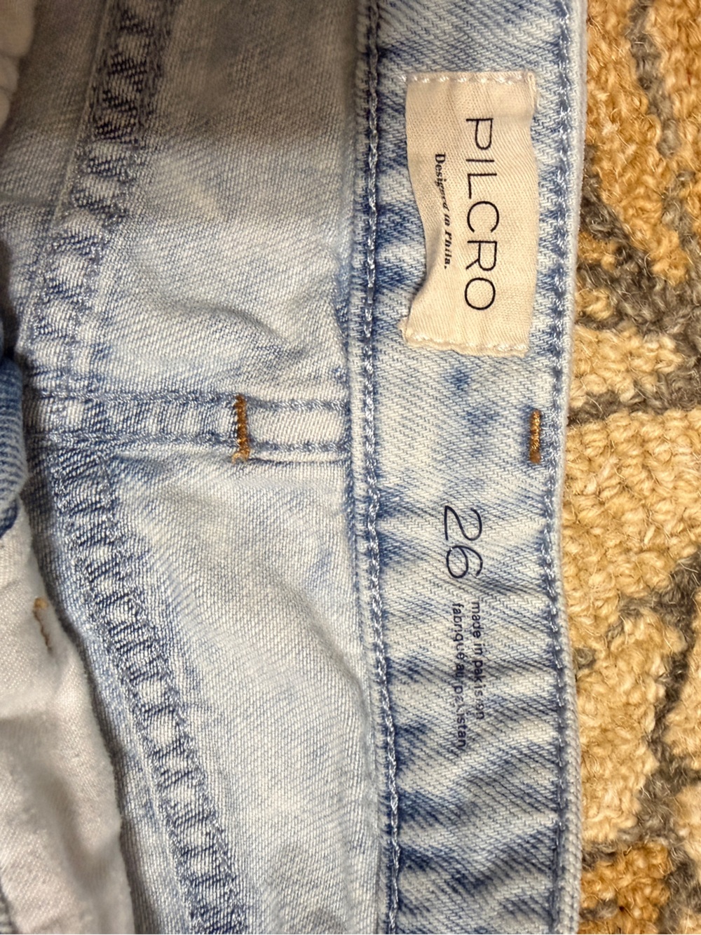 Pilcro Light Wash Women's Barrel Jeans - Picture 3 of 3